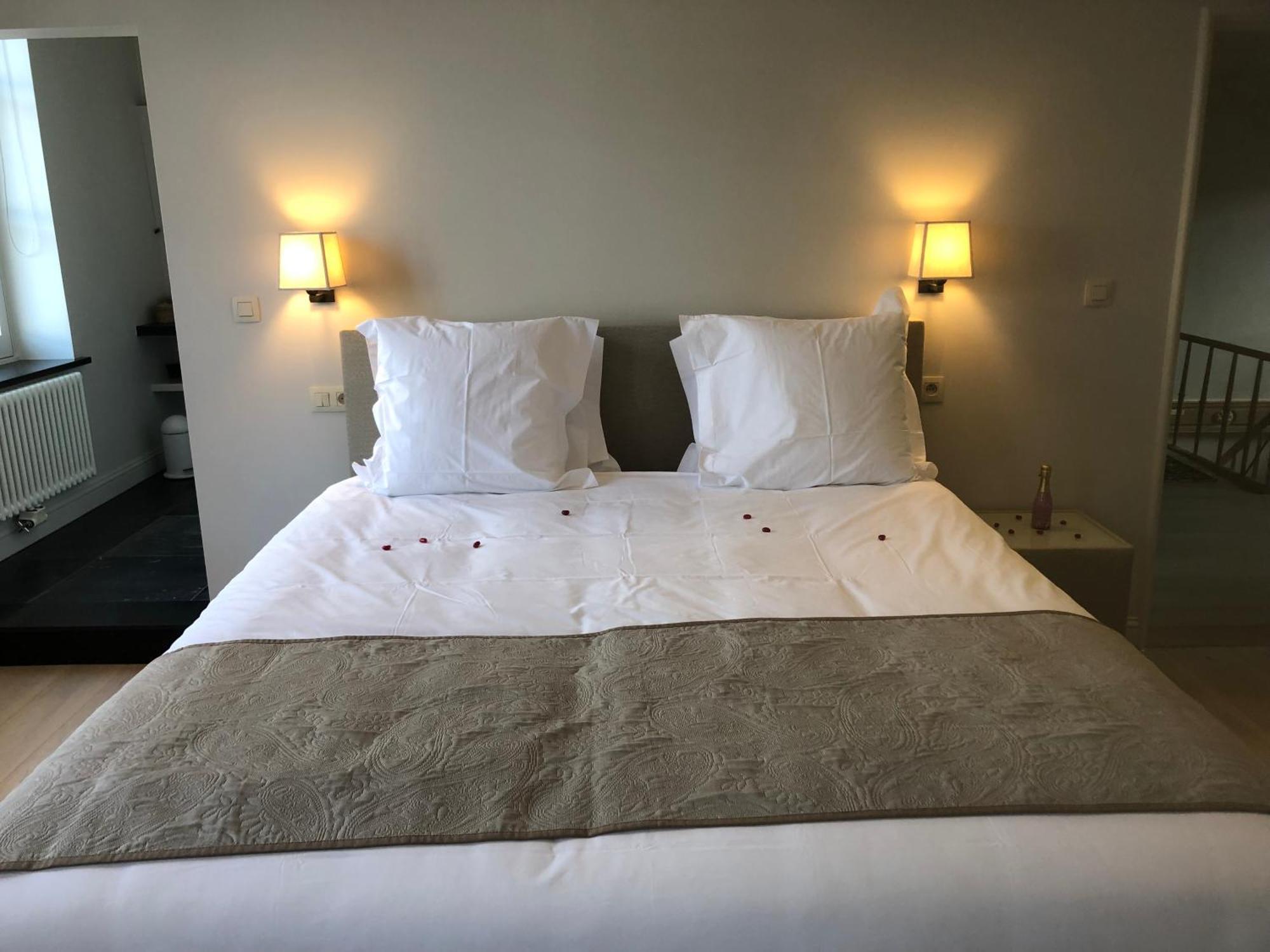 אאודנרדה Bed & Breakfast Jezuietenplein 21 מראה חיצוני תמונה